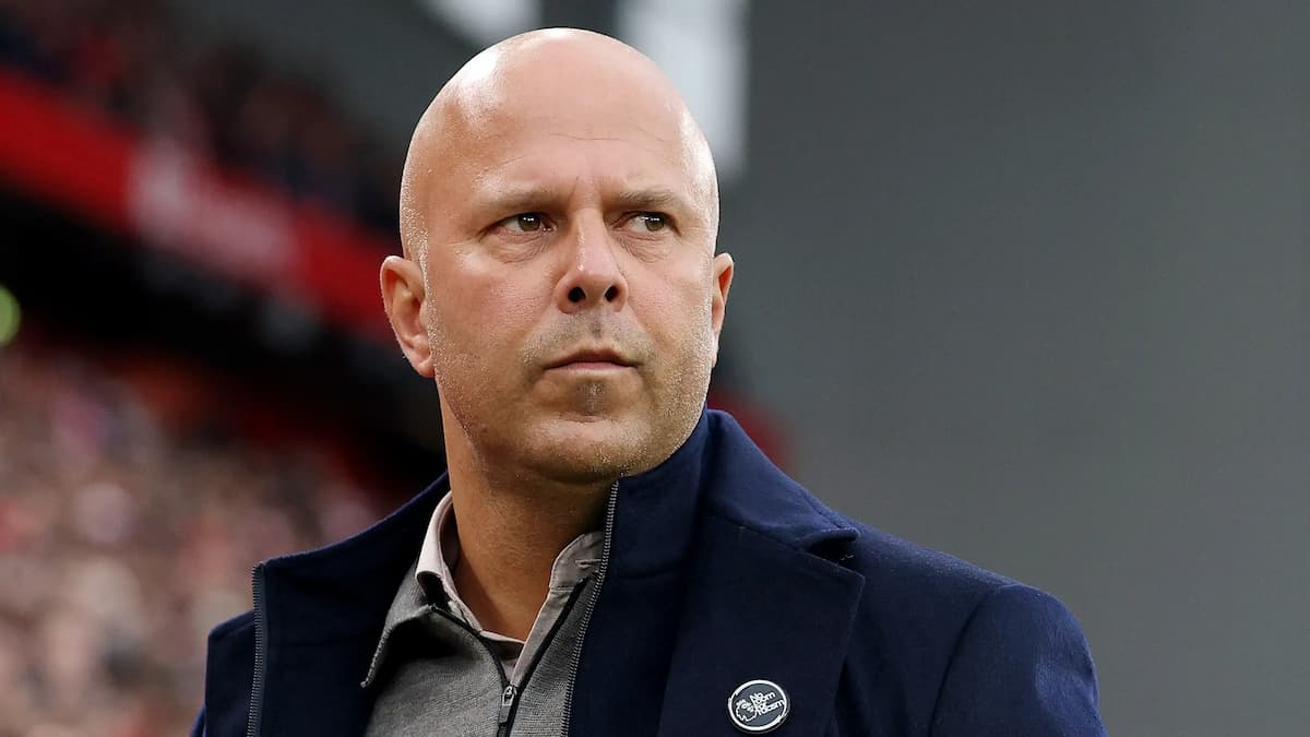 Terpuruk, Tapi Tenang: Arne Slot Yakin Tak Akan Tersingkir dari Liverpool