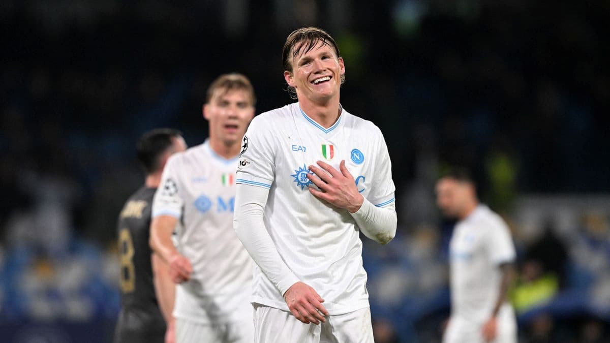 Magis McTominay: Napoli Bungkam Qarabağ 2-0 di Markas Sendiri