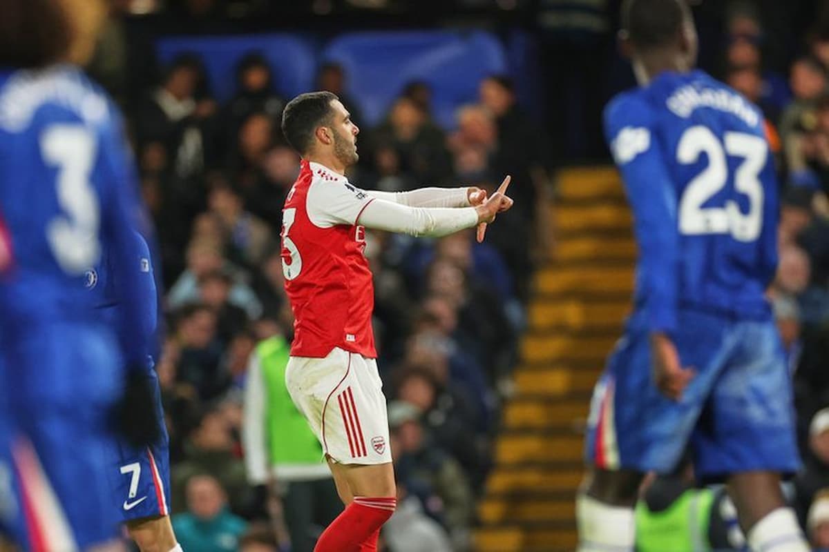 Derby London Dramatis: Chelsea Tampil Gagah dengan 10 Pemain, Arsenal Tetap Kokoh di Puncak