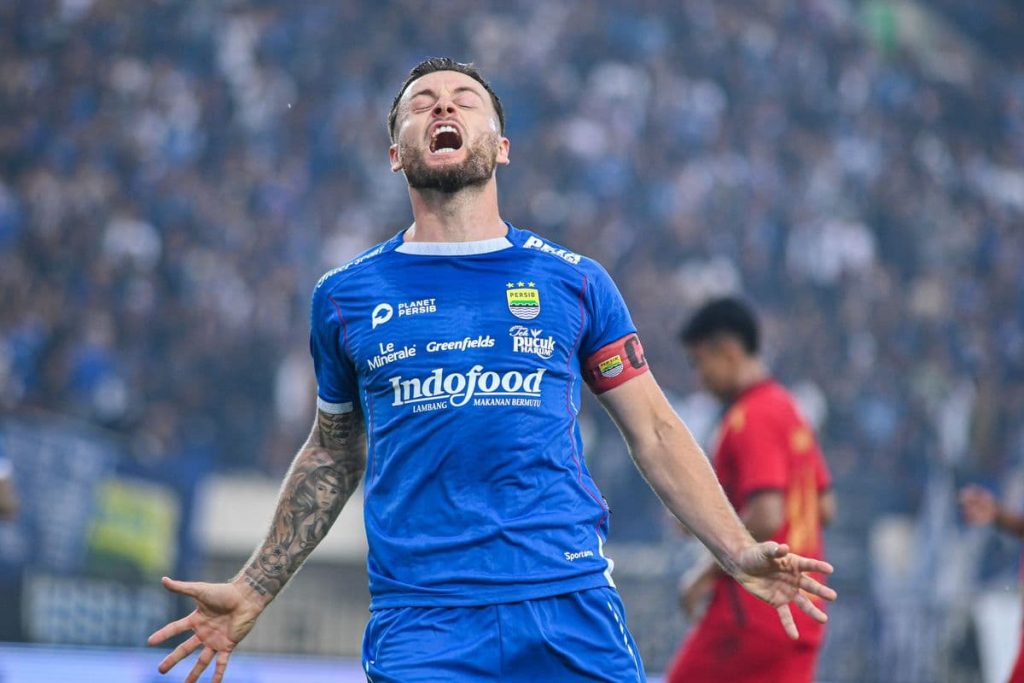 Marc Klok Janji Bawa Persib Bangkit dan Pangkas Poin Borneo FC