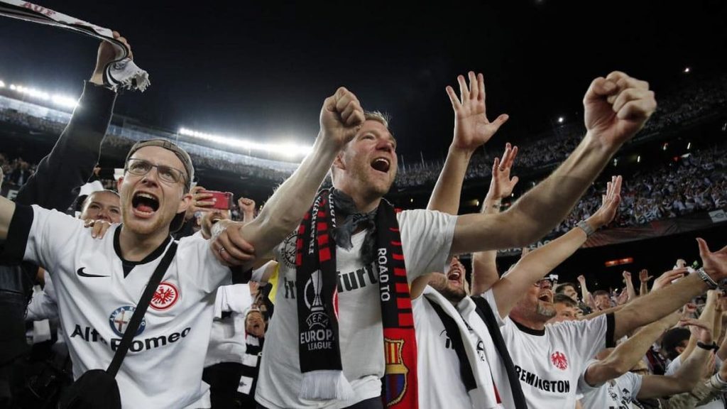 Hantu 2022: Kenapa Eintracht Frankfurt Masih Bisa Mengejutkan Barcelona di Camp Nou