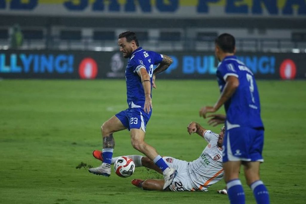 Prediksi Persib vs Bangkok United: Siapa Terdepan ke 16 Besar ACL 2025/26?