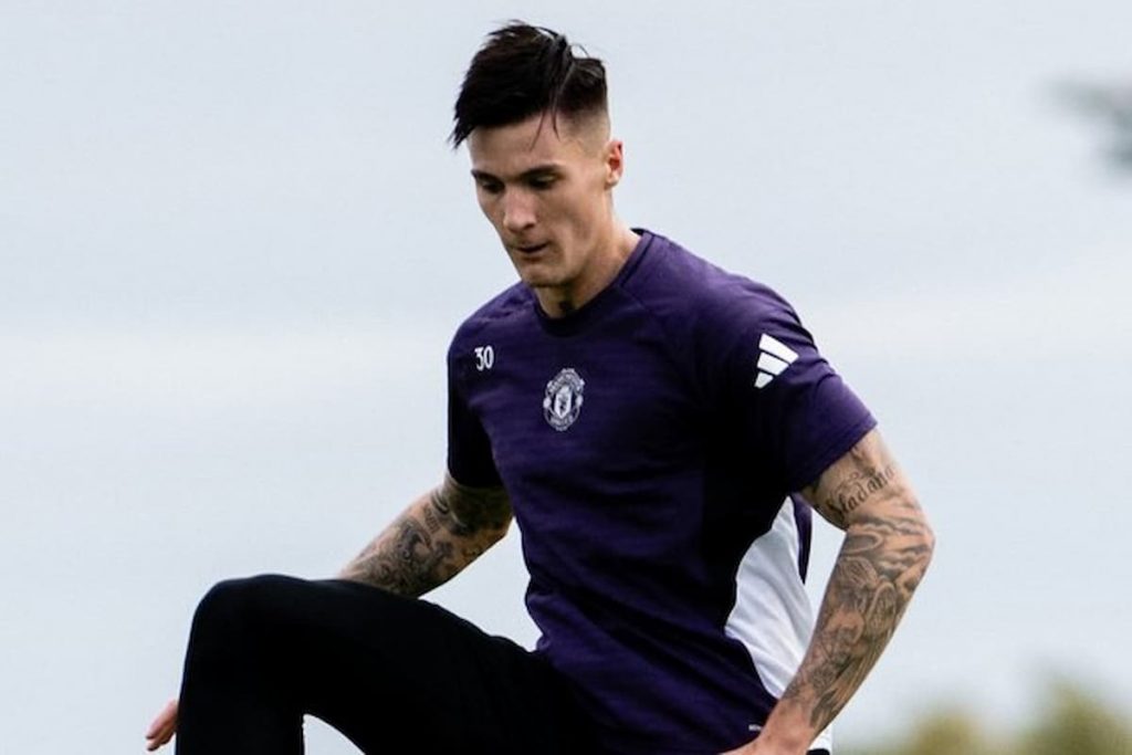 Kabar Gembira MU! Benjamin Sesko Hampir Pulih dan Siap Tampil Lawan Bournemouth