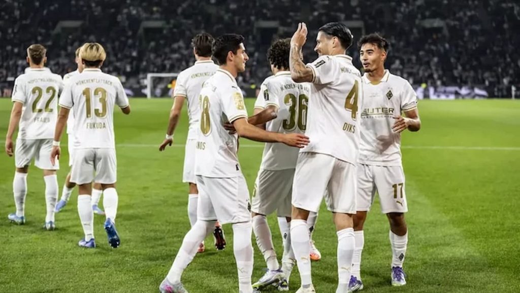 Kevin Diks Antusias Sambut Derby Borussia Pertamanya