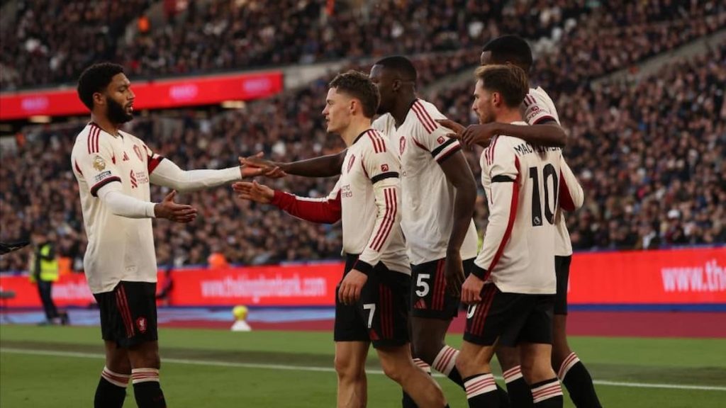 Kapten Liverpool Tahan Euforia: Van Dijk Tolak Rayakan Klasemen